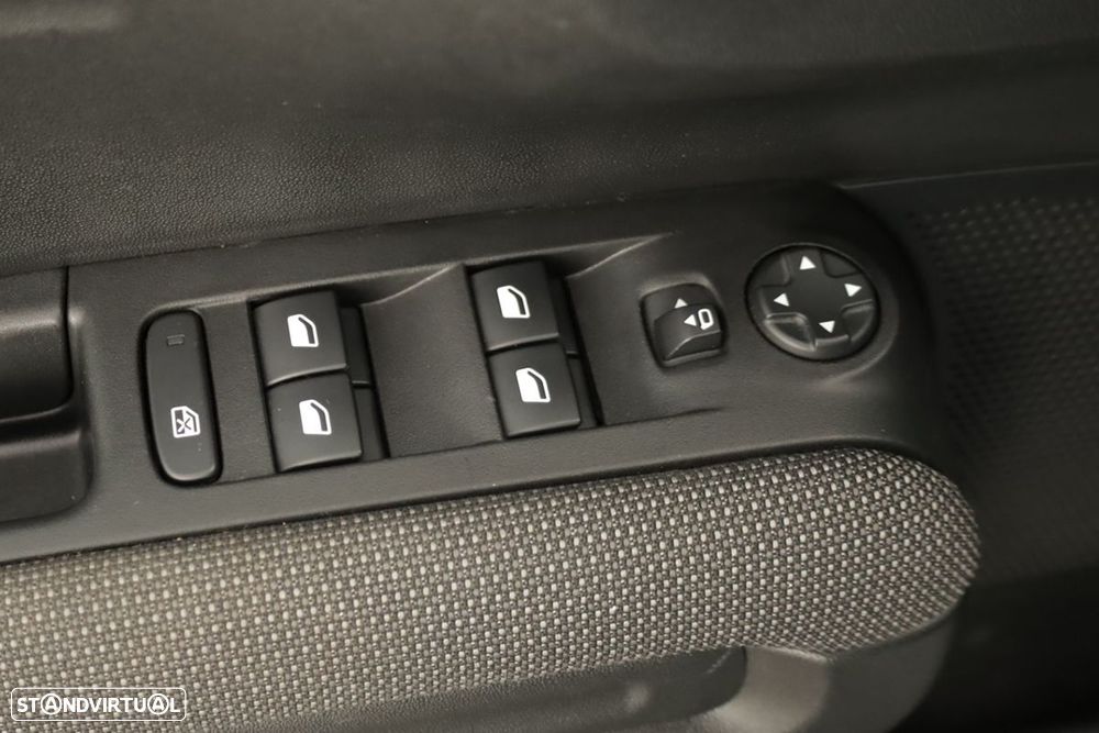 Citroën C3 Aircross 1.2 PureTech Plus - 21