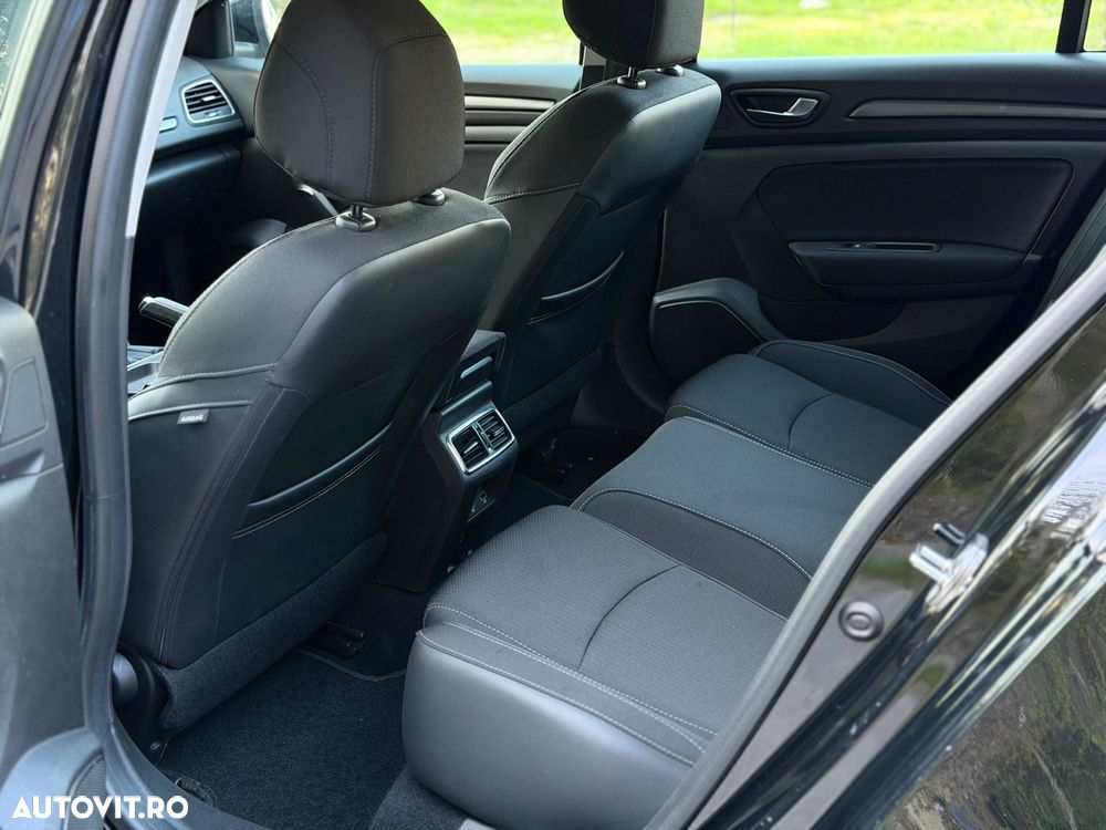 Renault Megane BLUE dCi 115 EDC BUSINESS EDITION - 12