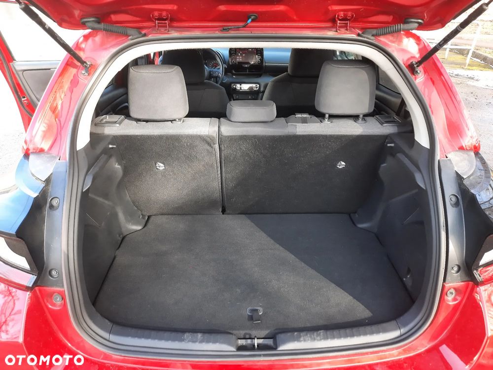 Toyota Yaris Hybrid 1.5 Executive - 16