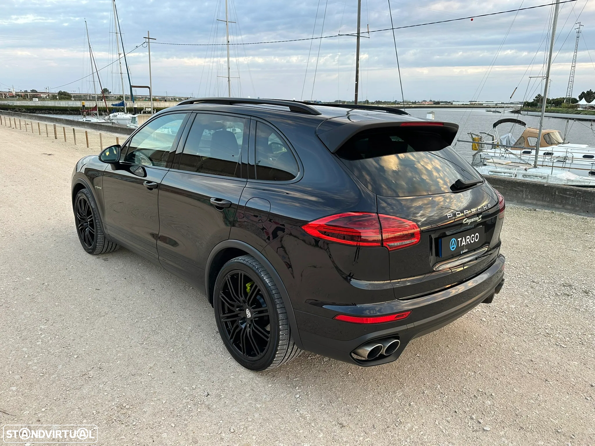Porsche Cayenne S Hybrid - 8