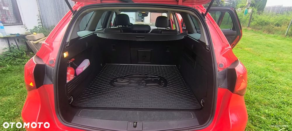 Opel Astra 1.4 Turbo 150 Jahre - 12
