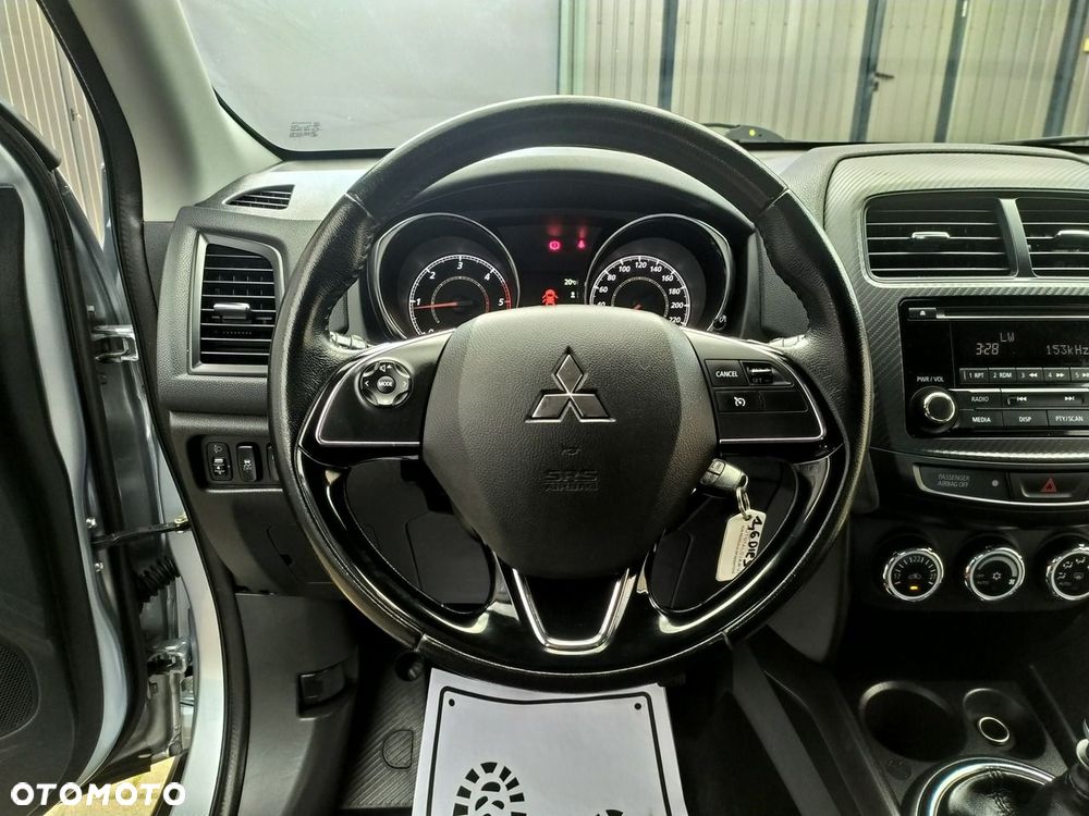 Mitsubishi ASX - 17