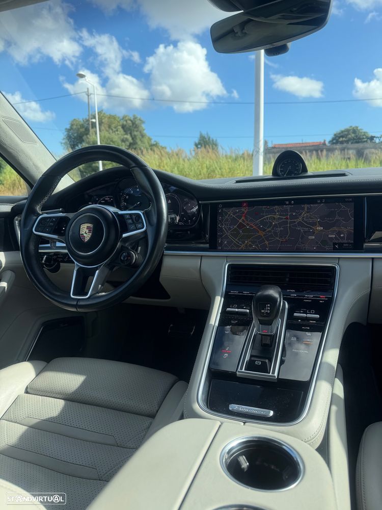 Porsche Panamera 4 E-Hybrid Executive - 7