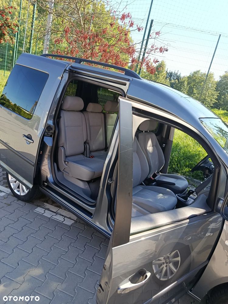 Volkswagen Caddy 1.6 (7-Si.) DSG - 4