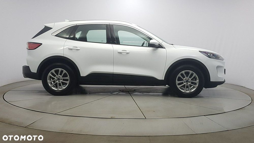 Ford Kuga - 8