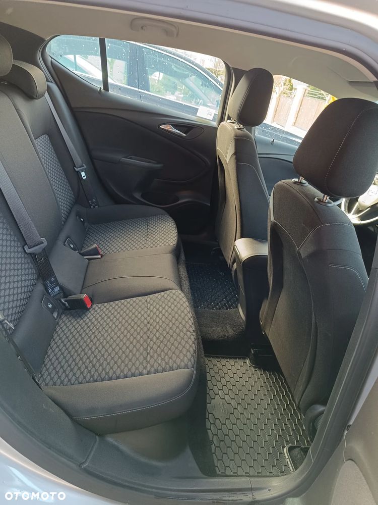 Opel Astra 1.2 T Business Elegance S&S - 22