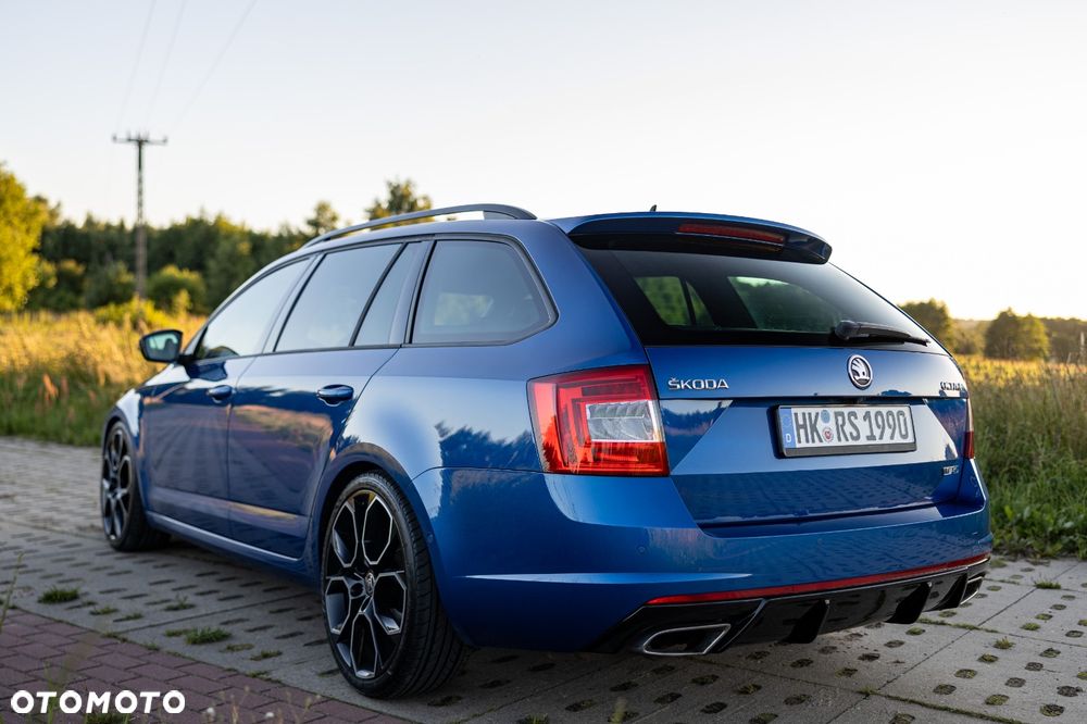 Skoda Octavia 2.0 TDI DSG RS - 4