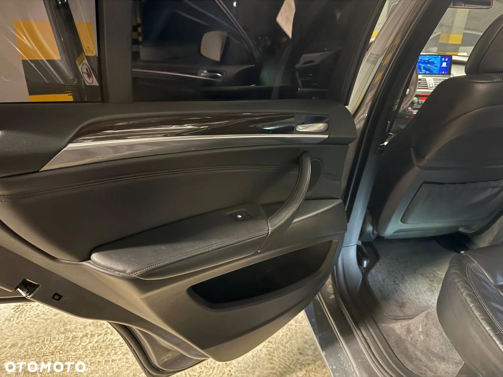 BMW X5 xDrive30d - 24