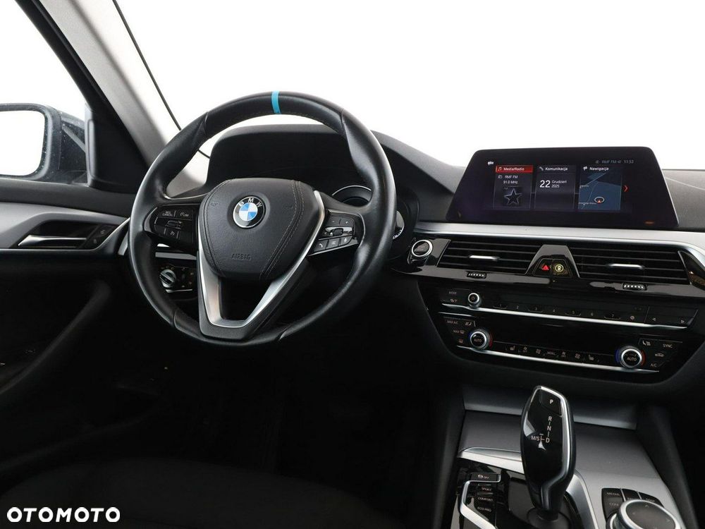 BMW Seria 5 - 17