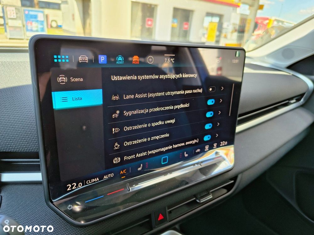 Volkswagen T-Roc 1.5 eTSI Life DSG - 17