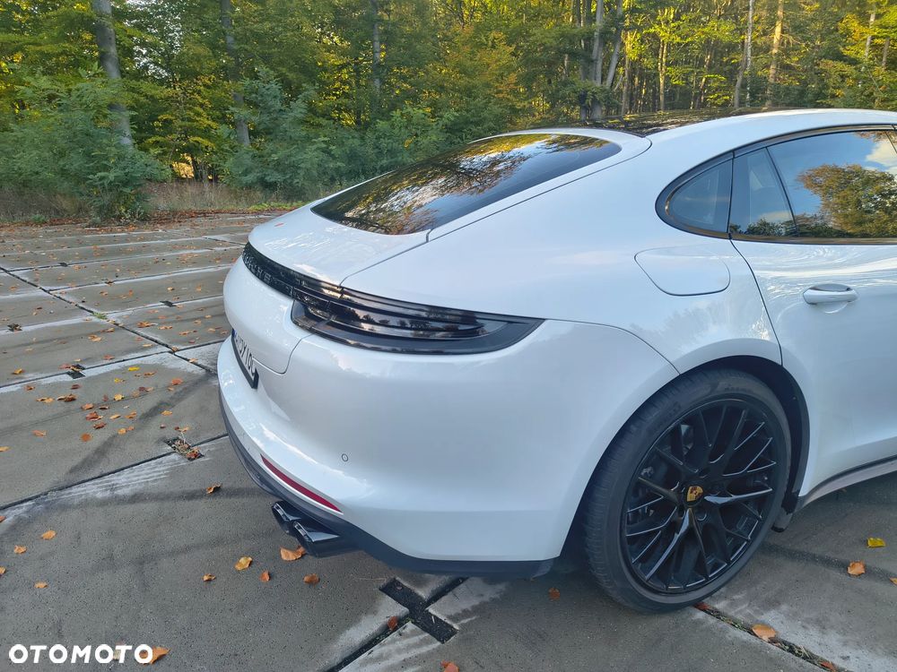 Porsche Panamera 4 - 9