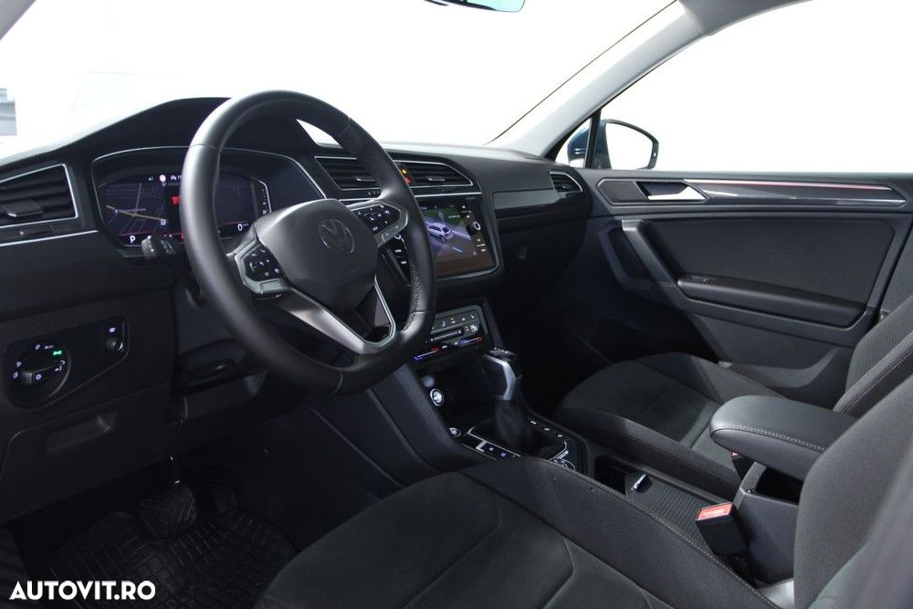 Volkswagen Tiguan - 10