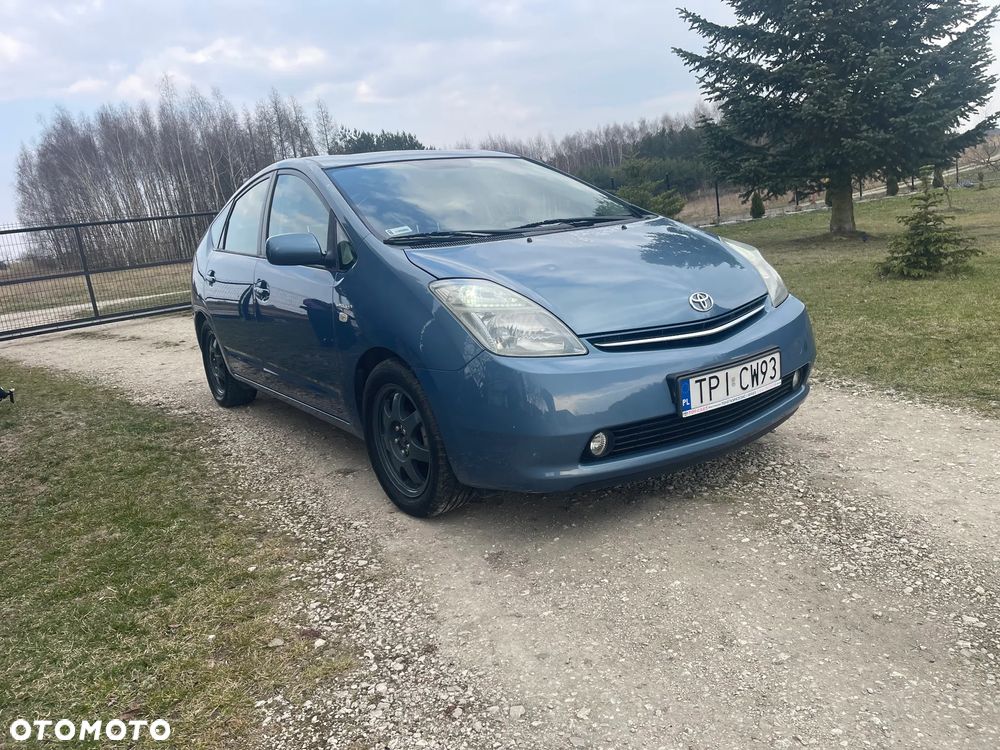 Toyota Prius 1.5 VVT-i Sol - 1