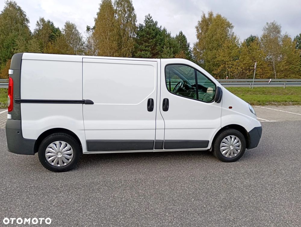 Opel Vivaro - 16