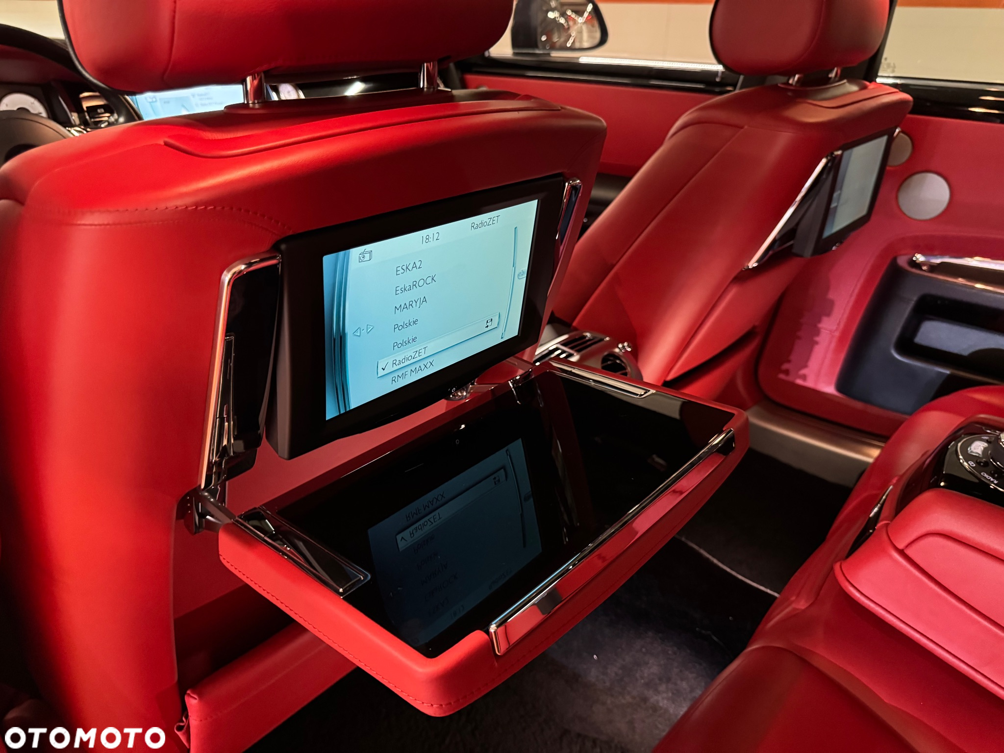 Rolls-Royce Ghost - 24