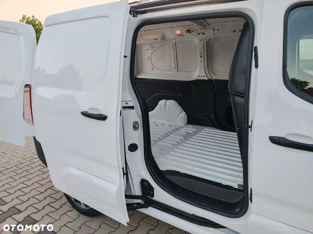 Opel Combo 1.5 D 75kW XL Edition - 17