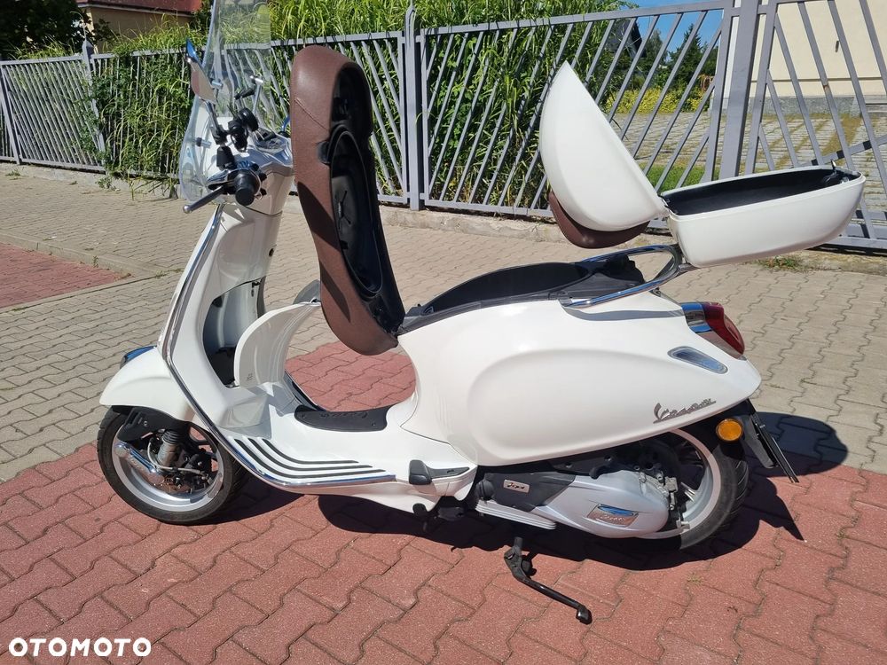 Vespa Primavera - 8