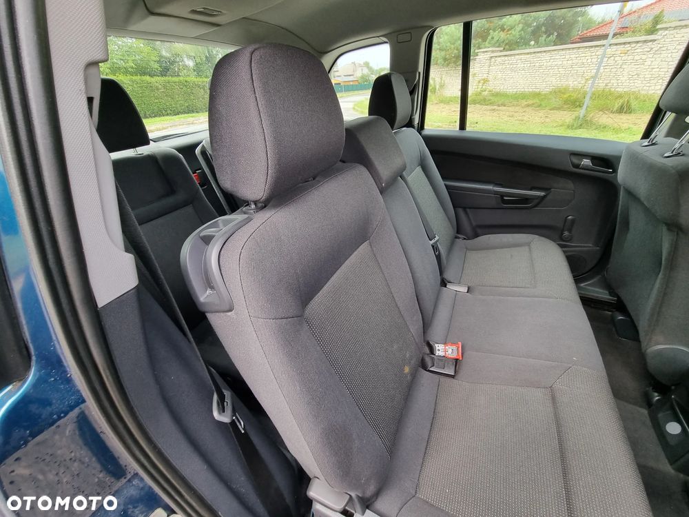 Opel Zafira - 13