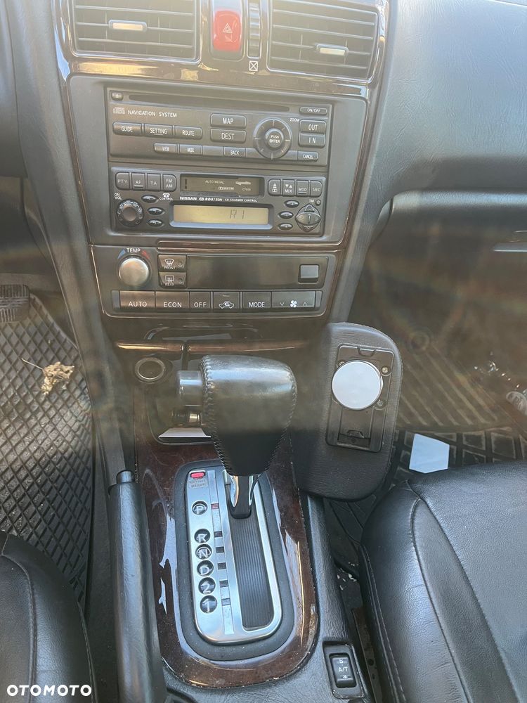 Nissan Maxima 3.0 Elegance - 15