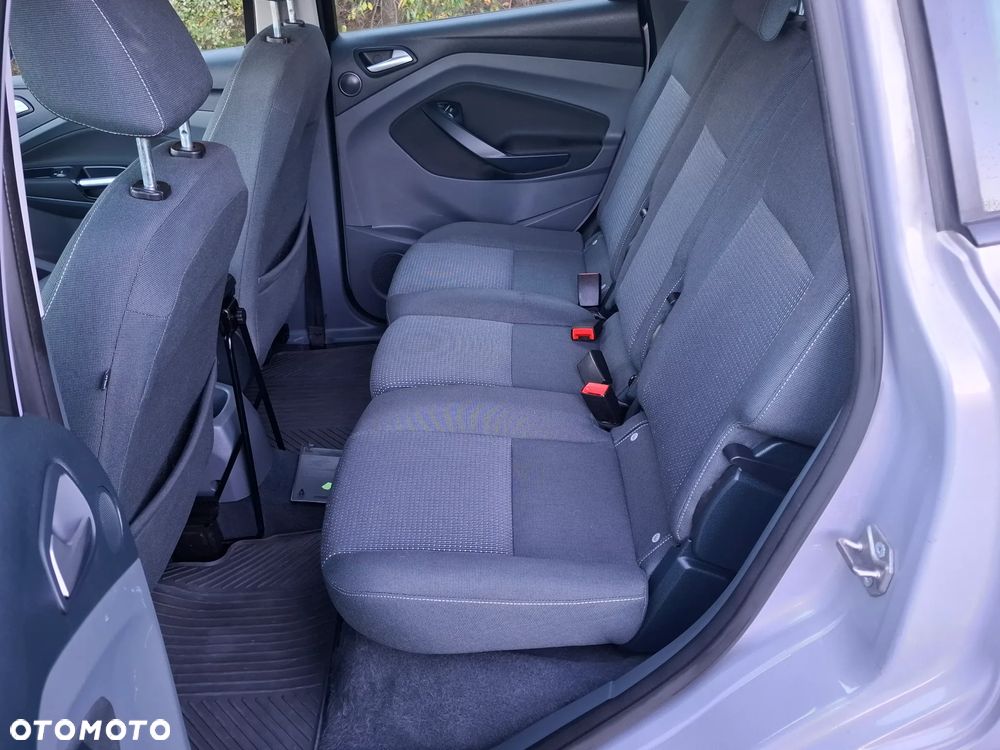 Ford C-MAX - 12