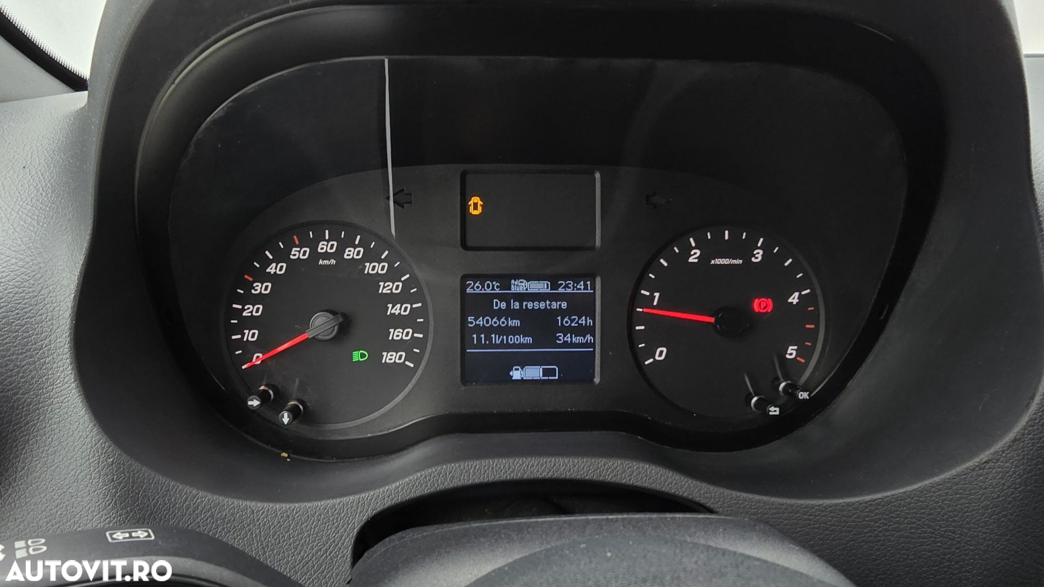 Mercedes-Benz Sprinter - 16