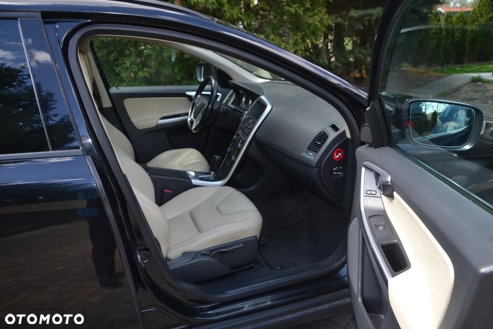 Volvo XC 60 D3 Kinetic - 10
