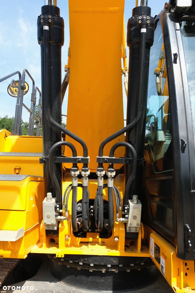 JCB 220 XLC 4f 7200H - 27