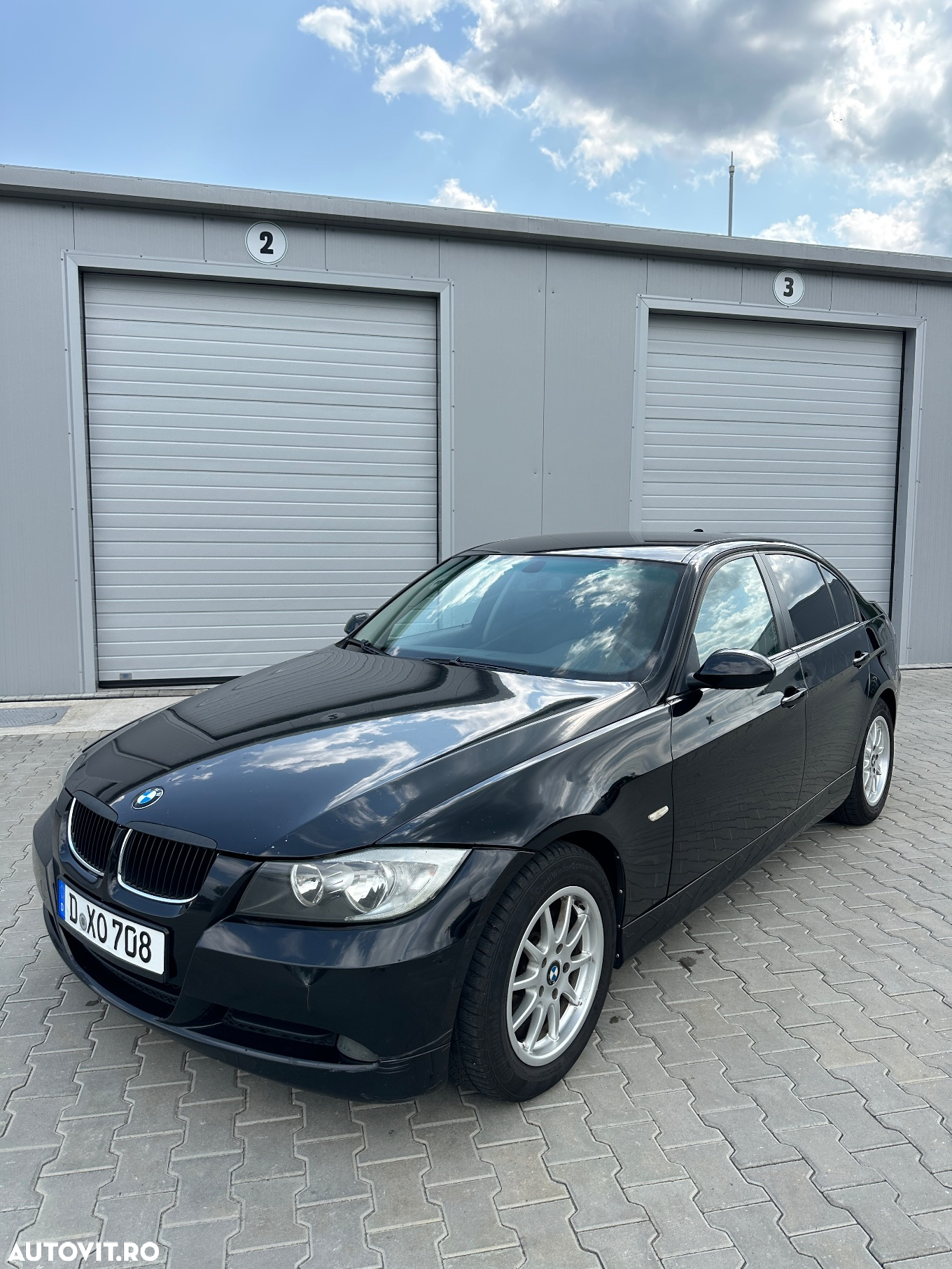 BMW Seria 3 318d - 2
