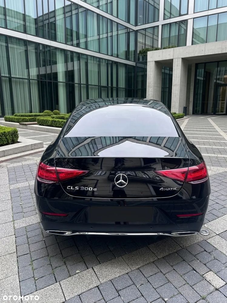 Mercedes-Benz CLS 300 d 4-Matic AMG - 3