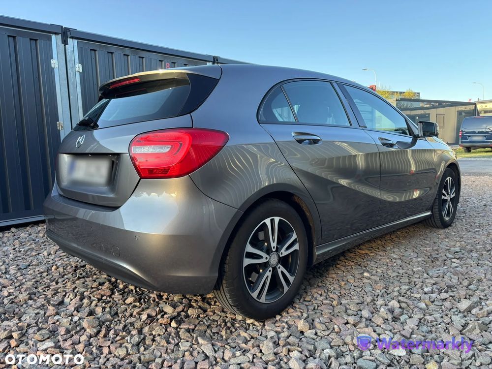 Mercedes-Benz Klasa A 180 (BlueEFFICIENCY) - 2