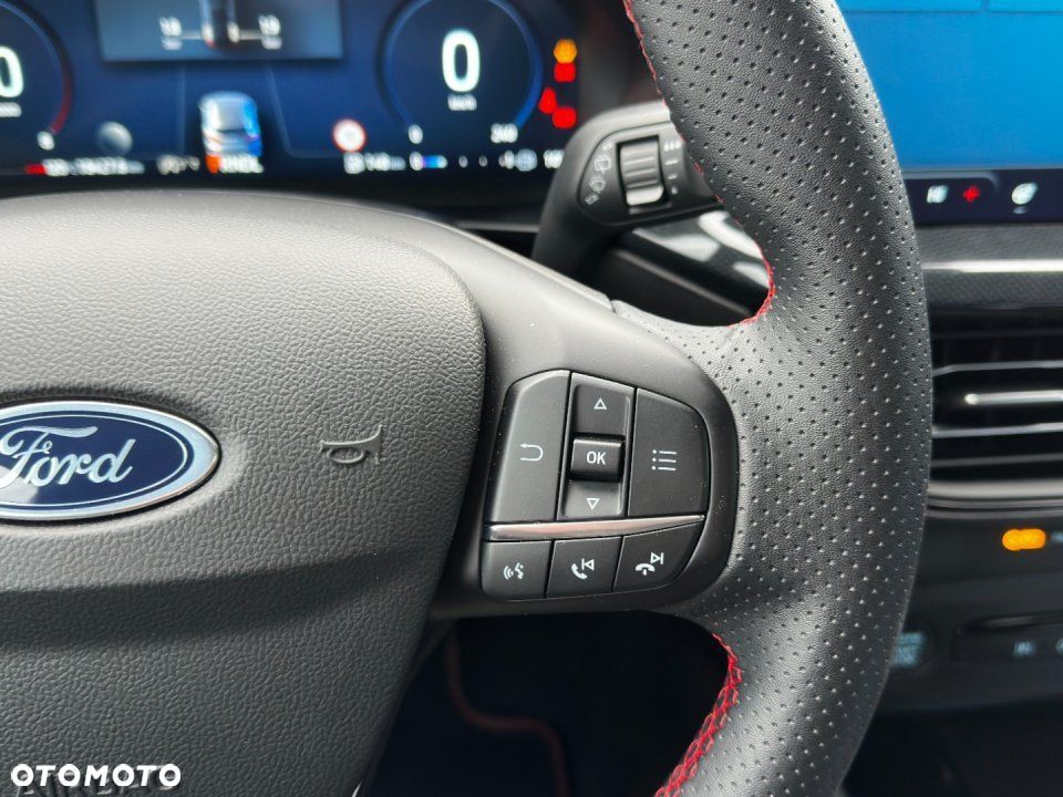 Ford Focus - 10