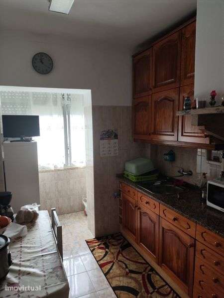 Apartamento T2 encontra-se alugado - Grande imagem: 2/6