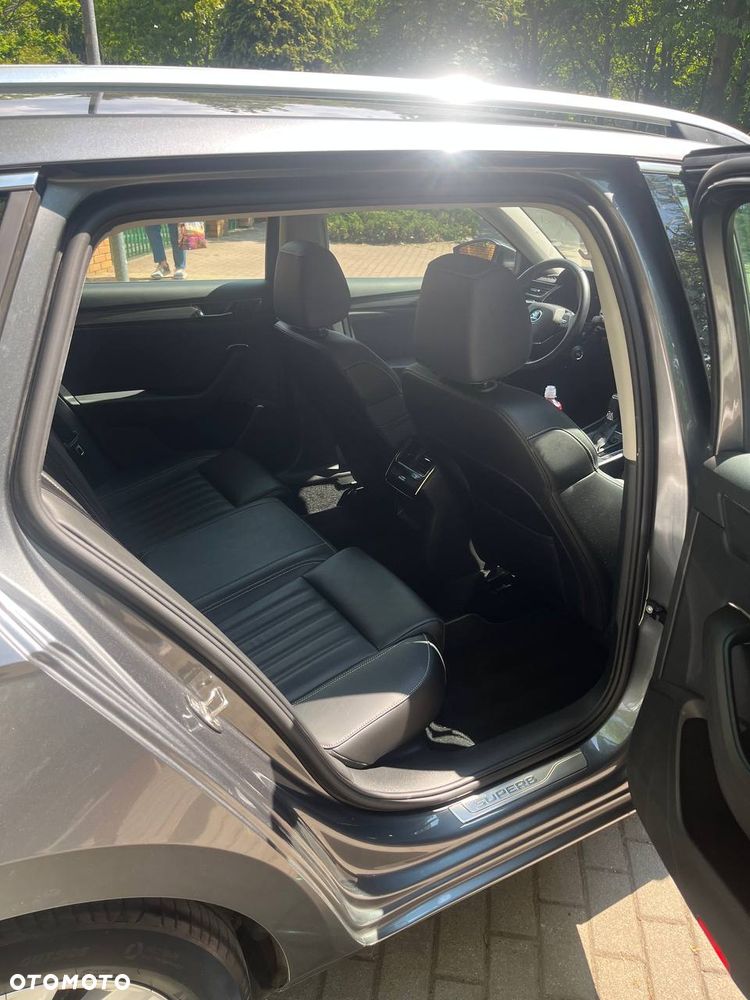 Skoda Superb 2.0 TDI SCR Style DSG - 7