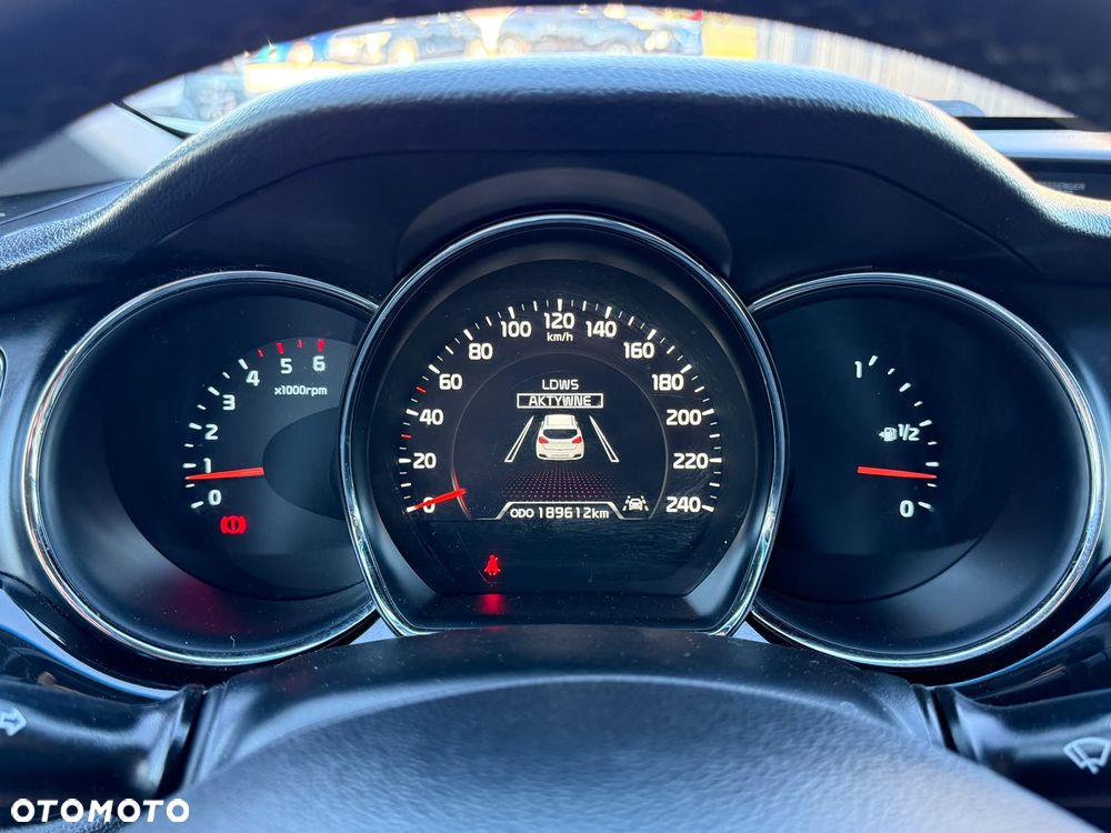 Kia Ceed 1.6 CRDi 128 Platinum Edition - 10