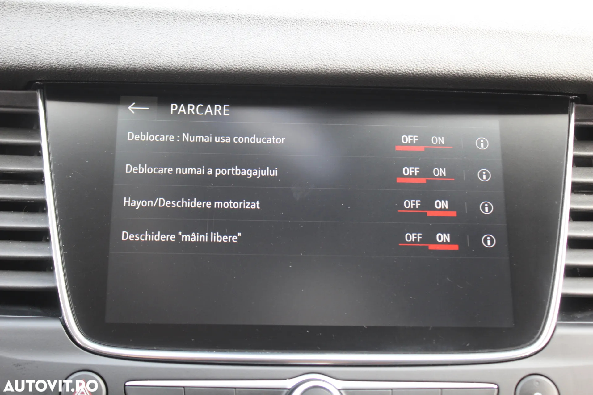 Opel Grandland X 1.6 Turbo Hybrid START/STOP 4X4 Elegance - 20