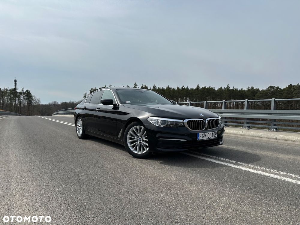 BMW Seria 5 520d Luxury Line - 1