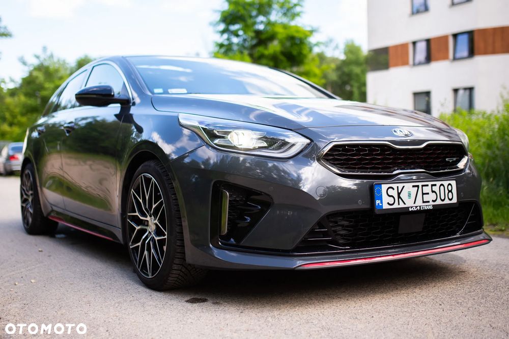 Kia ProCeed 1.6 T-GDI GT DCT - 34
