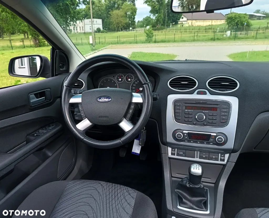 Ford Focus 1.6 16V Fun - 7