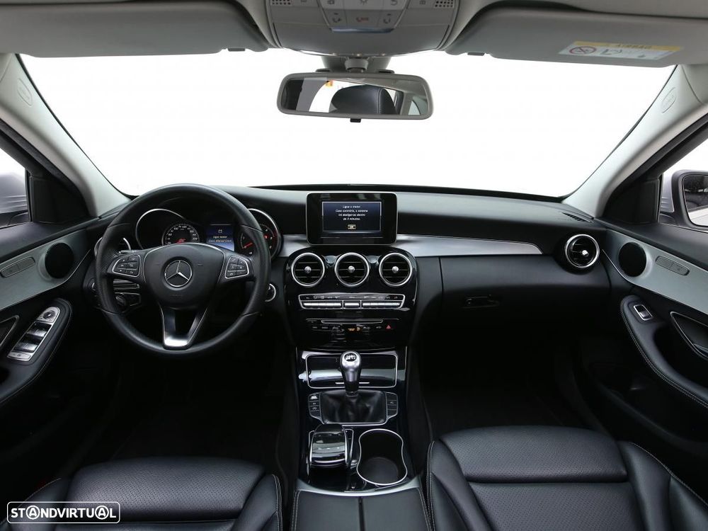 Mercedes-Benz C 200 - 6