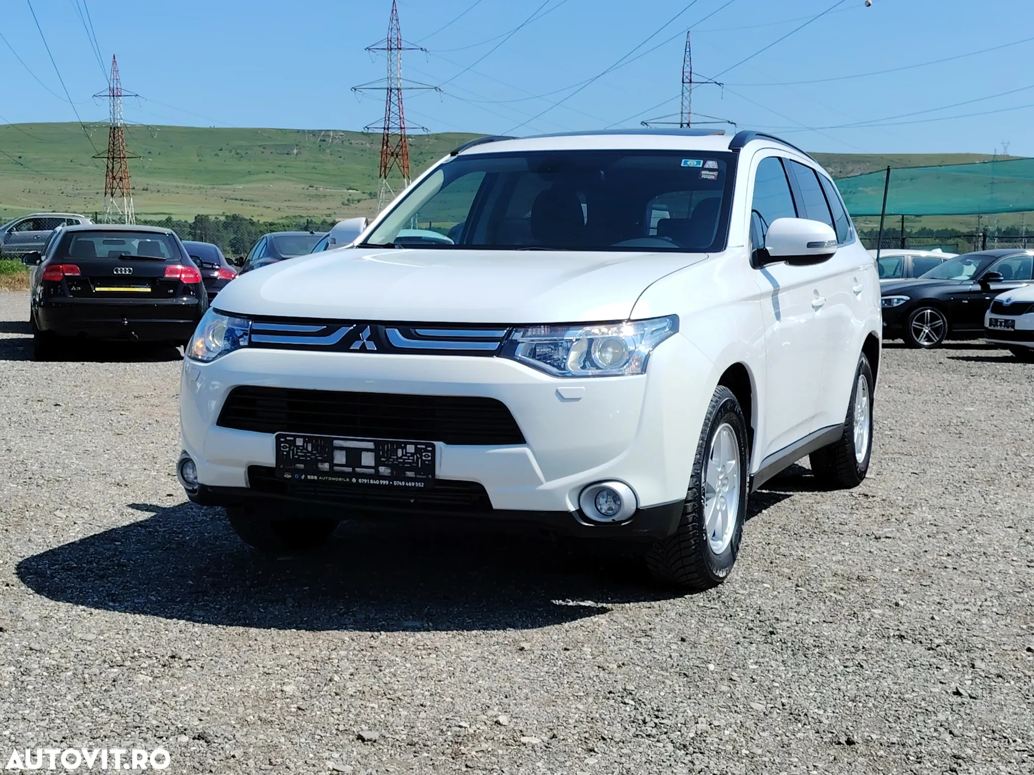 Mitsubishi Outlander 2.2 DI-D 4WD Automatik Diamant Edition+ - 12