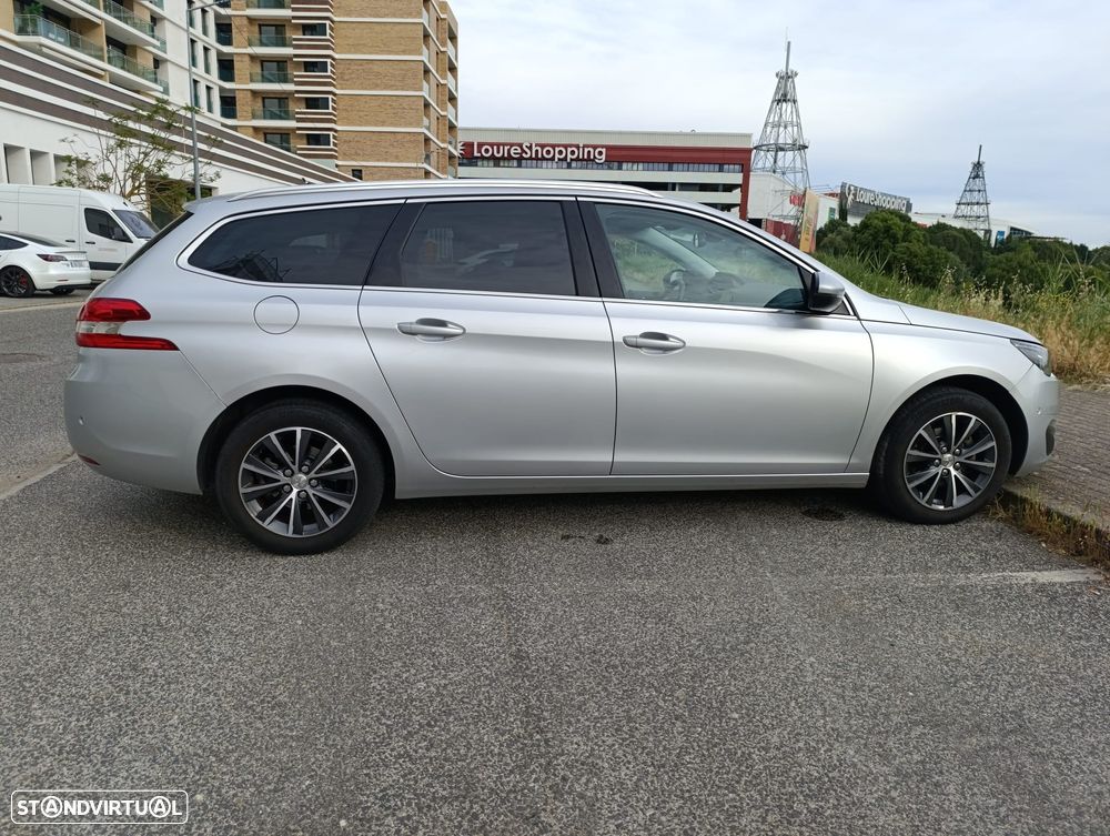 Peugeot 308 SW BlueHDi 120 Stop & Start Allure - 25