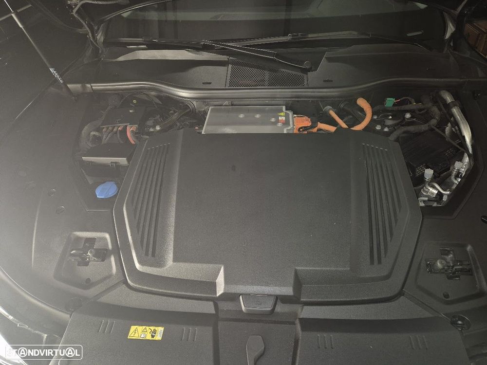 Audi e-tron 55 quattro - 12