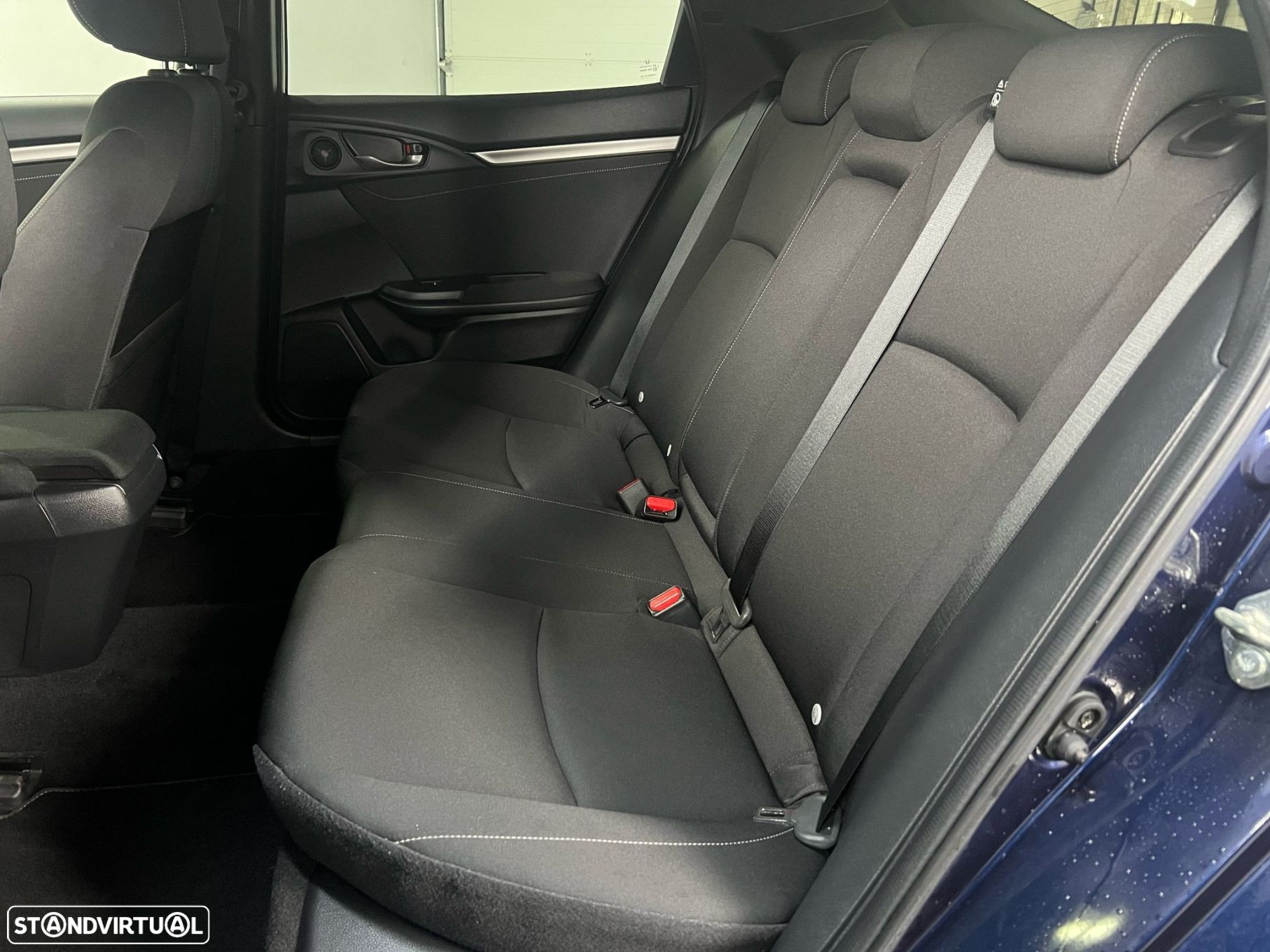 Honda Civic 1.0 i-VTEC Executive - 6