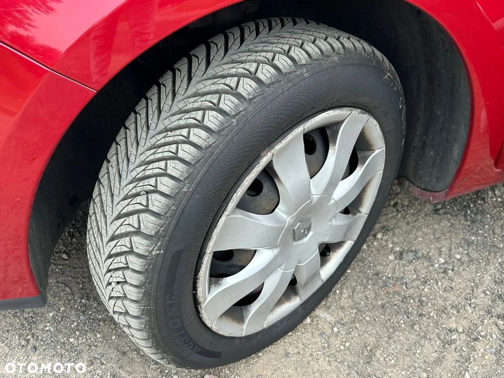 Renault Clio - 2
