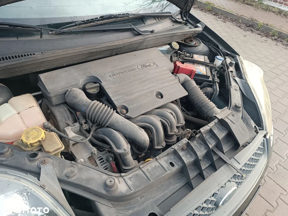 Ford Fiesta 1.4 Ambiente - 22