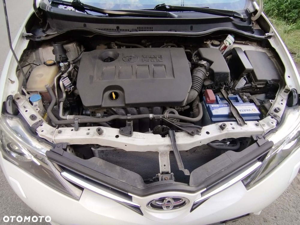 Toyota Auris 1.6 Dynamic - 25