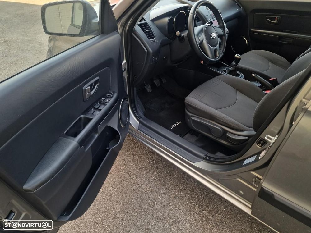Kia Soul 1.6 CRDi TX - 9