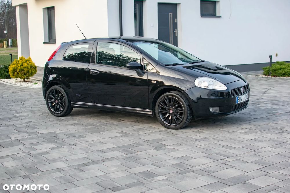 Fiat Grande Punto - 12