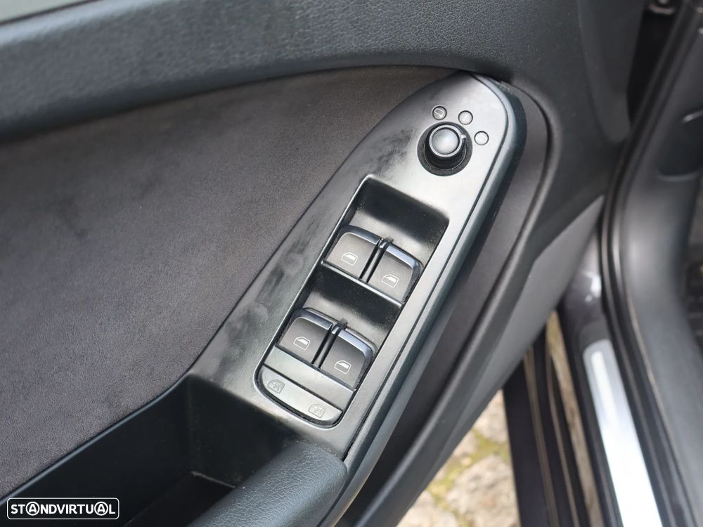 Audi A4 Avant 2.0 TDI - 24