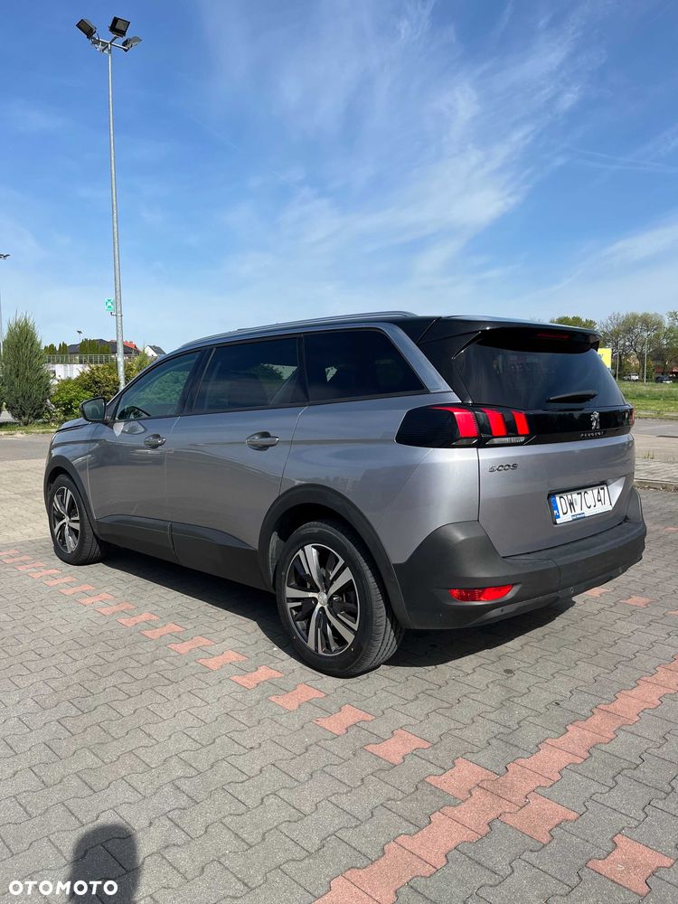 Peugeot 5008 - 3